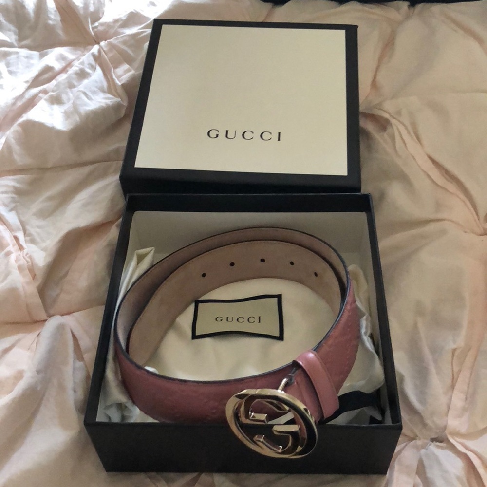 Gucci pink belt